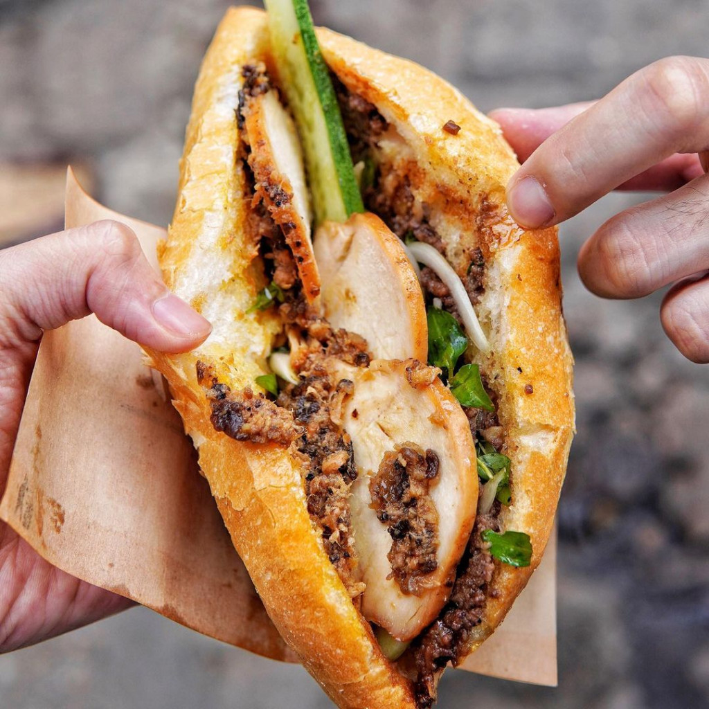 Bánh mì Madam Khánh quán ăn ngon Hội An