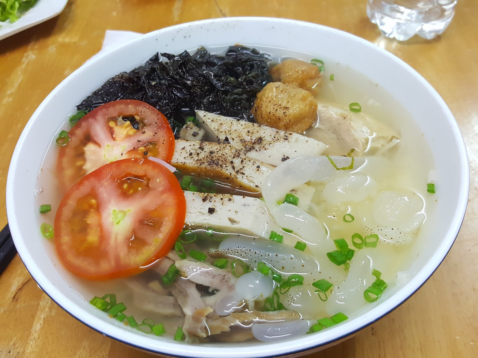 Bún sứa giòn sần sật tại quán ăn ngon Nha Trang