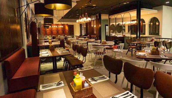 48 Bistro quán ăn ngon Sài Gòn không gian đẹp