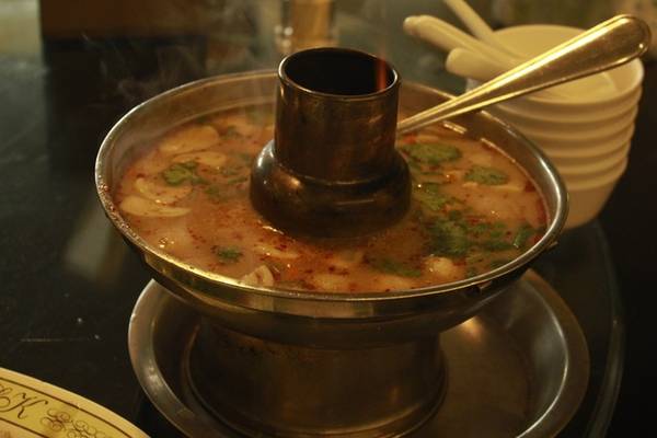 Lẩu tom yum Leng Kee Pattaya