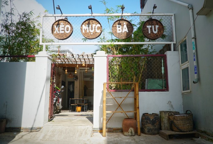 Ngôi nhà cổ được cải tạo thành quán bánh xèo Quy Nhơn