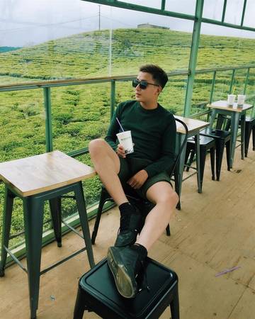 Đường đến đồi chè Cầu Đất
