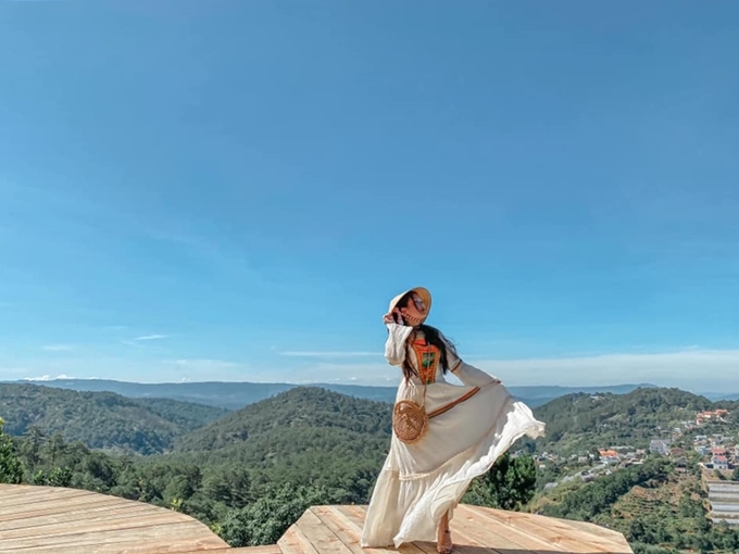 View panorama từ quán cà phê không cửa Kimochi Coffee