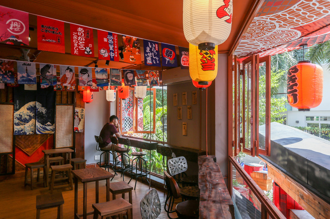 Thiết kế quán cà phê Nhật tái hiện phố cổ Shinjuku Omoide Yokocho Tokyo