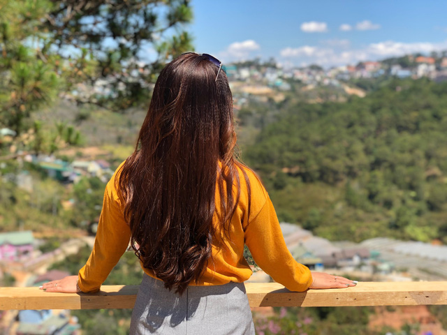 View từ trên cao của quán cà phê Kokoro Đà Lạt