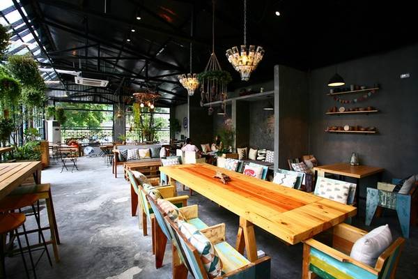 Nội thất mộc mạc và ấm cúng tại Gardenista
