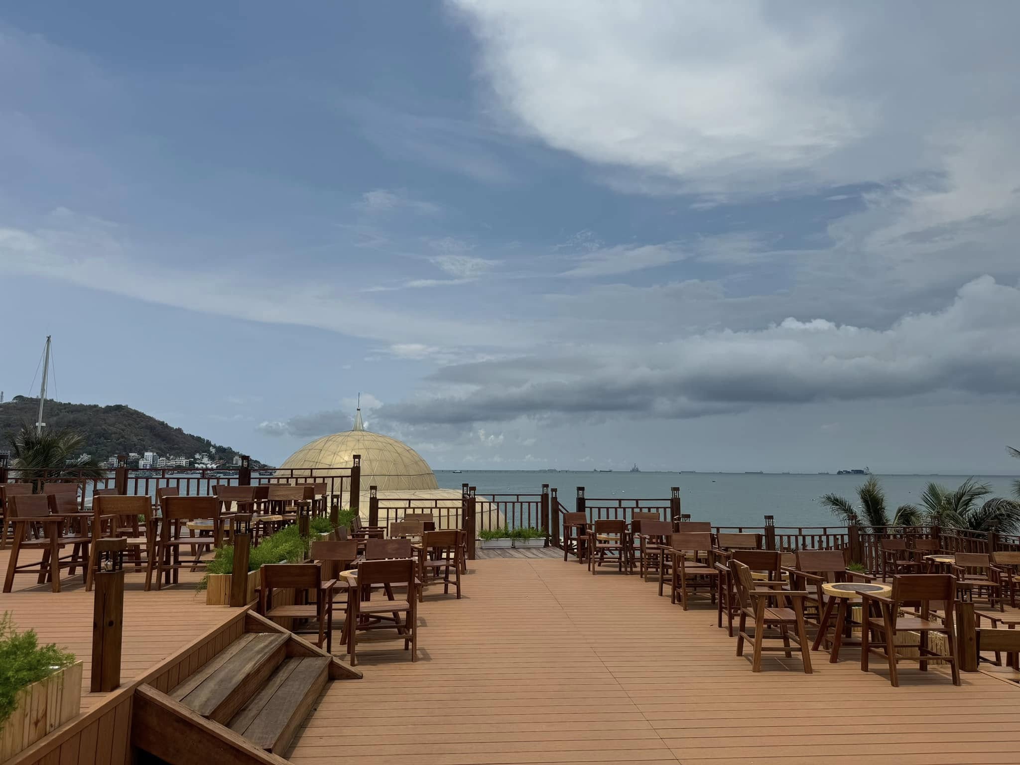 Quán cà phê view biển Vũng Tàu ngắm hoàng hôn