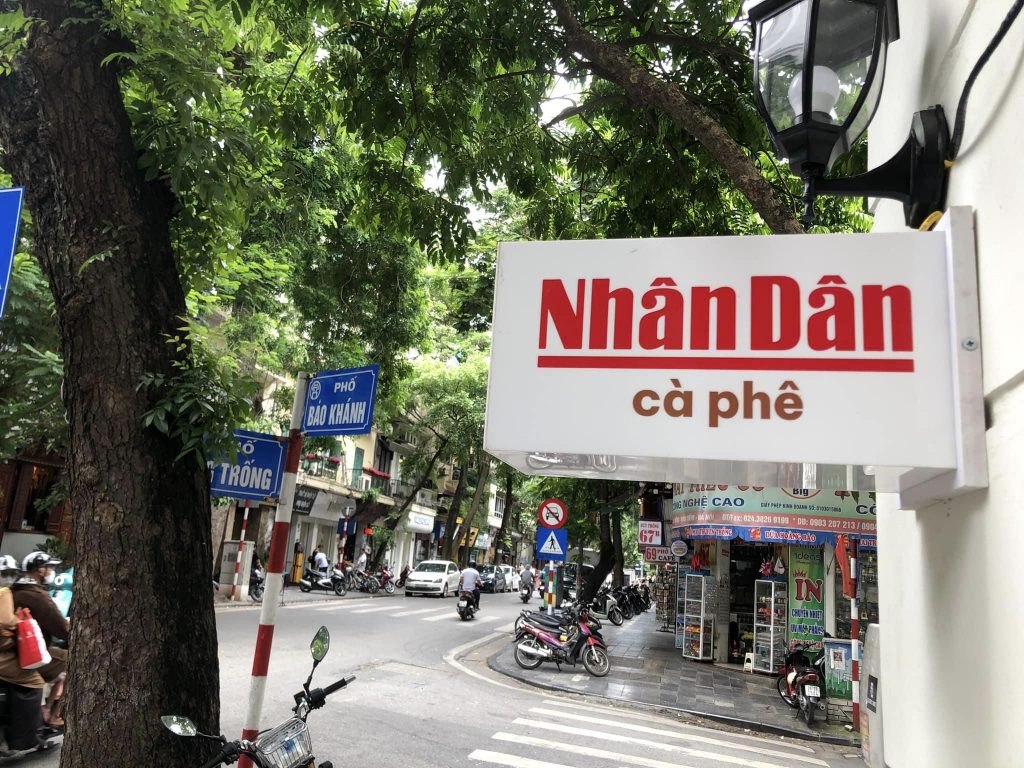 Nhân Dân cà phê - quán cafe Hà Nội ngắm thu