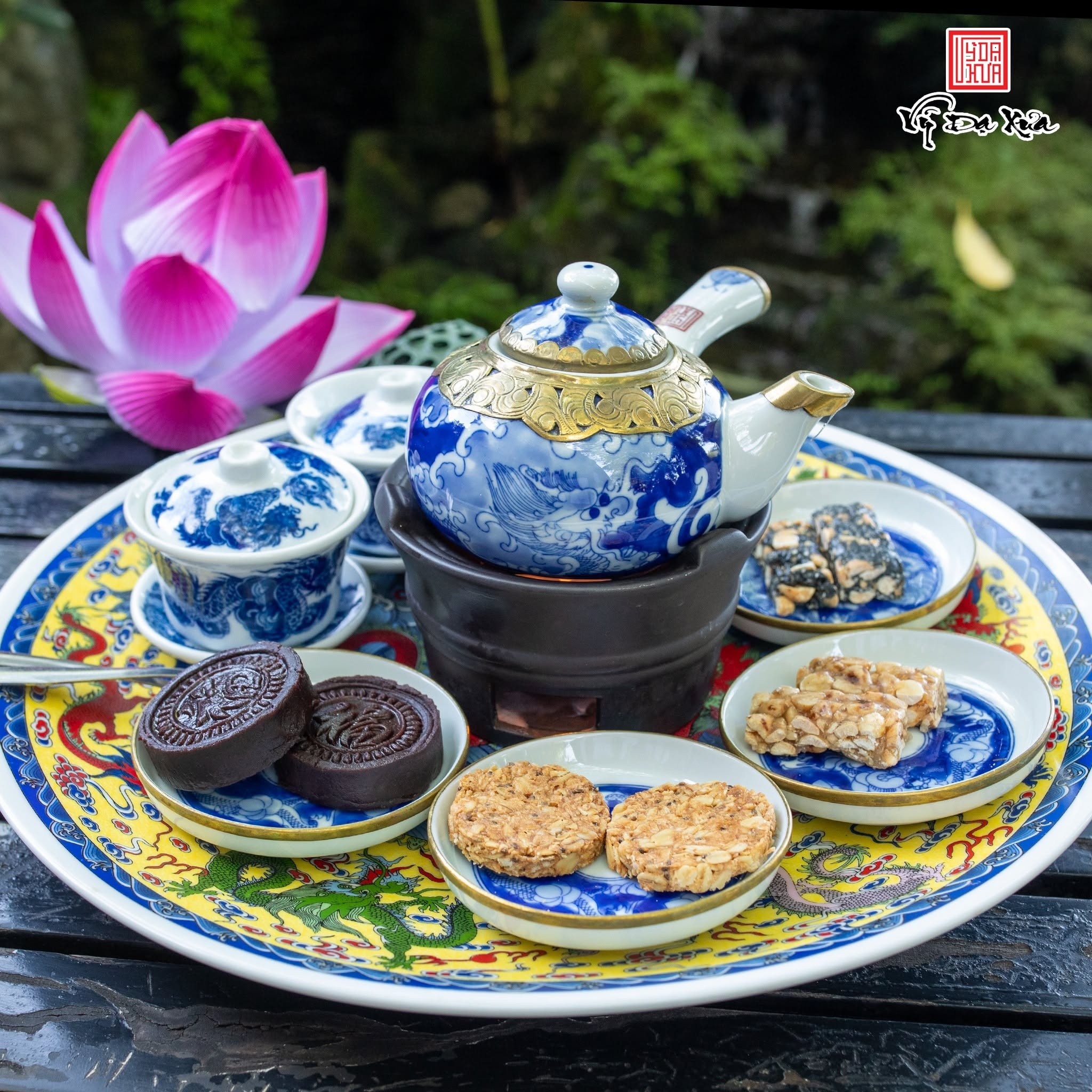 Trà cung đình thanh mát tại Vỹ Dạ Xưa
