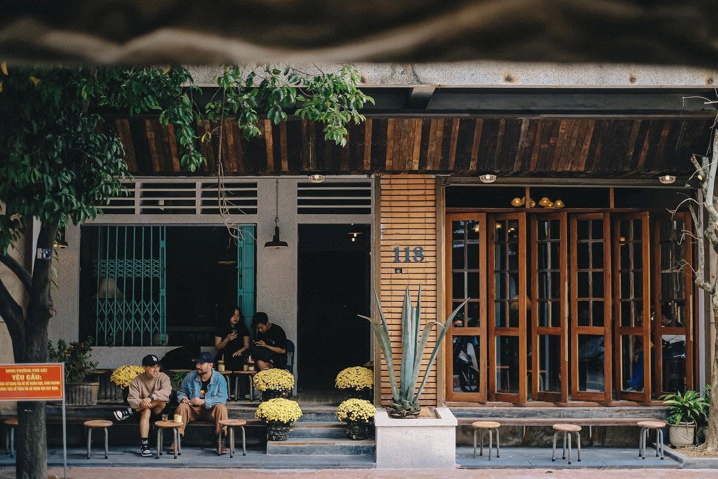 Vẻ đẹp hoài cổ của Giao Cafe
