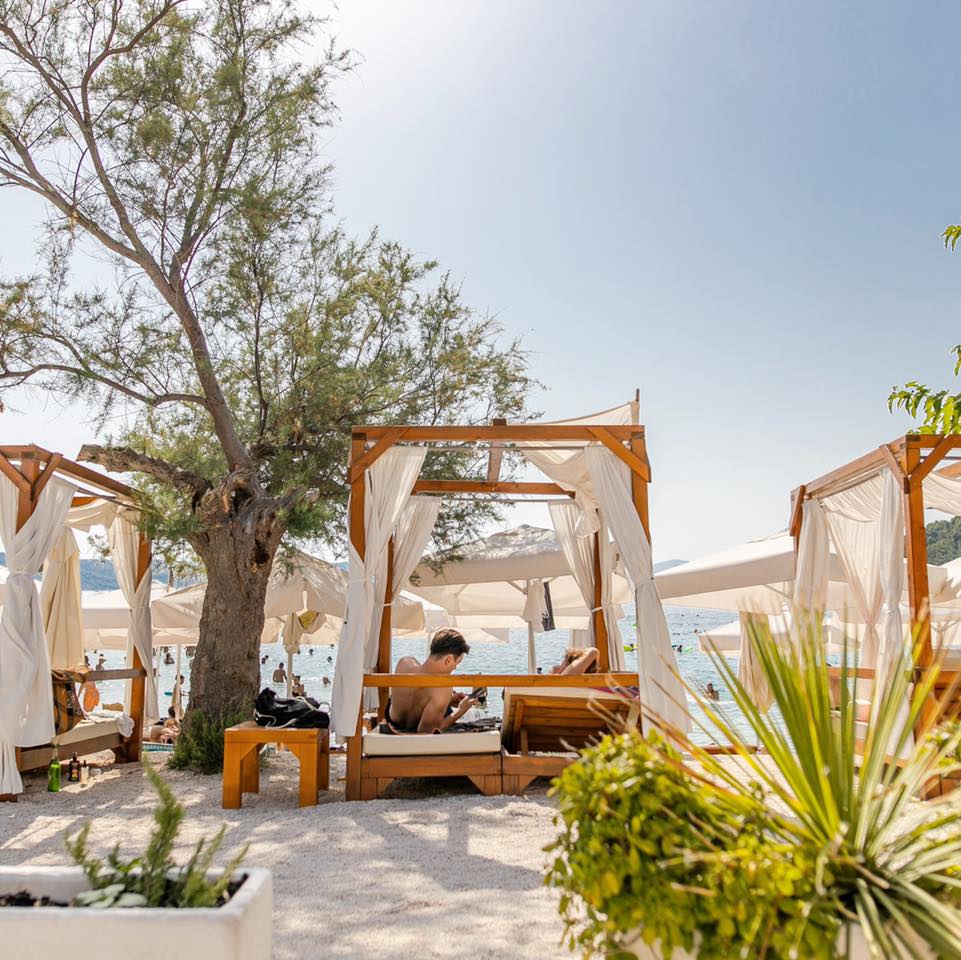 Không gian quán cafe Phú Quốc Joe’s Beach Bar