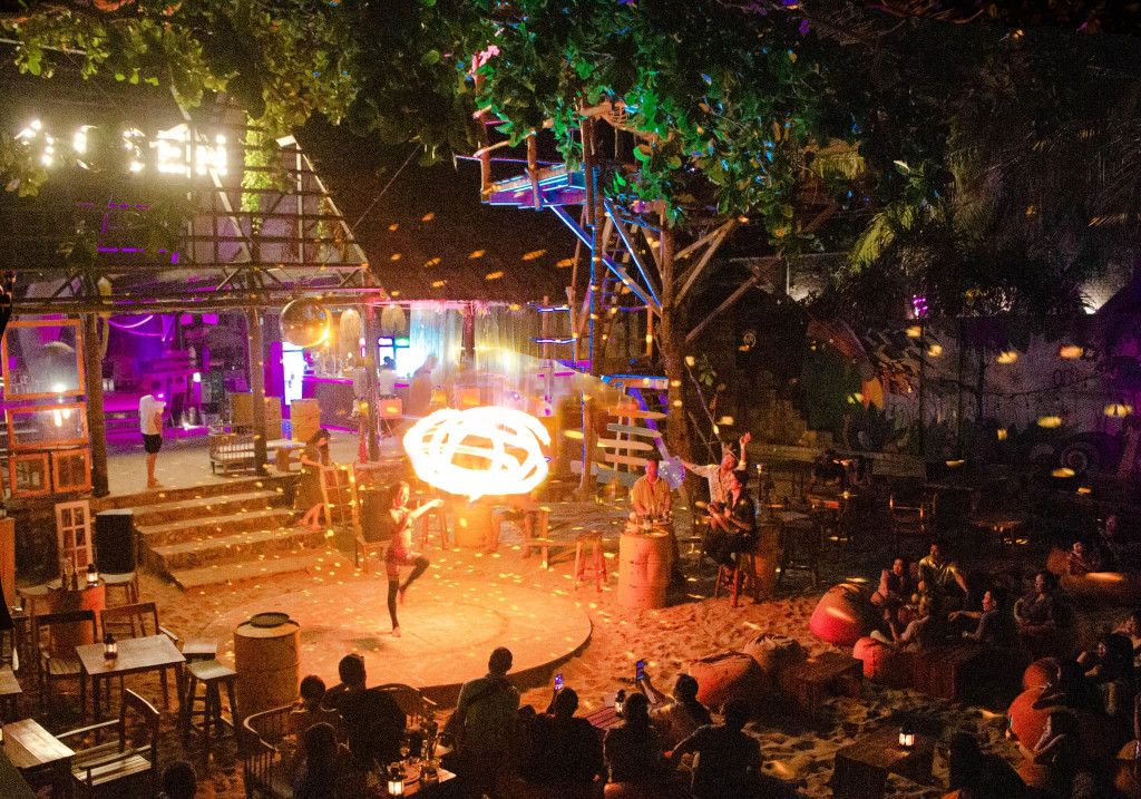 Ảnh: Fb OCSEN Beach Bar & Club.