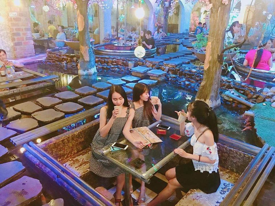 Quán cà phê đẹp Sài Gòn Oasis Cafe Quán cà phê đẹp Sài Gòn Oasis Cafe Phú Nhuận
