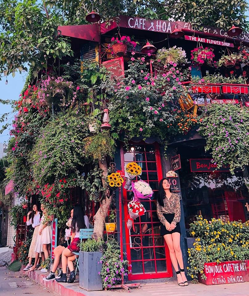 Quán cà phê đẹp Sài Gòn Bonjour Cafe The Art Quán cà phê đẹp Sài Gòn Bonjour Cafe The Art Thảo Điền