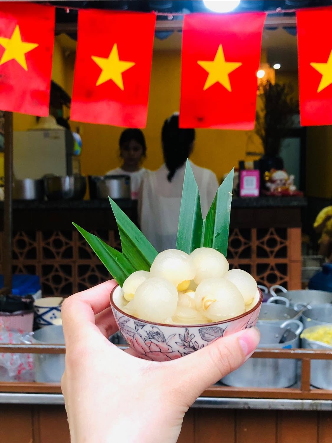 Chè O Lợi nằm ở vị trí đắc địa gần Đại Nội