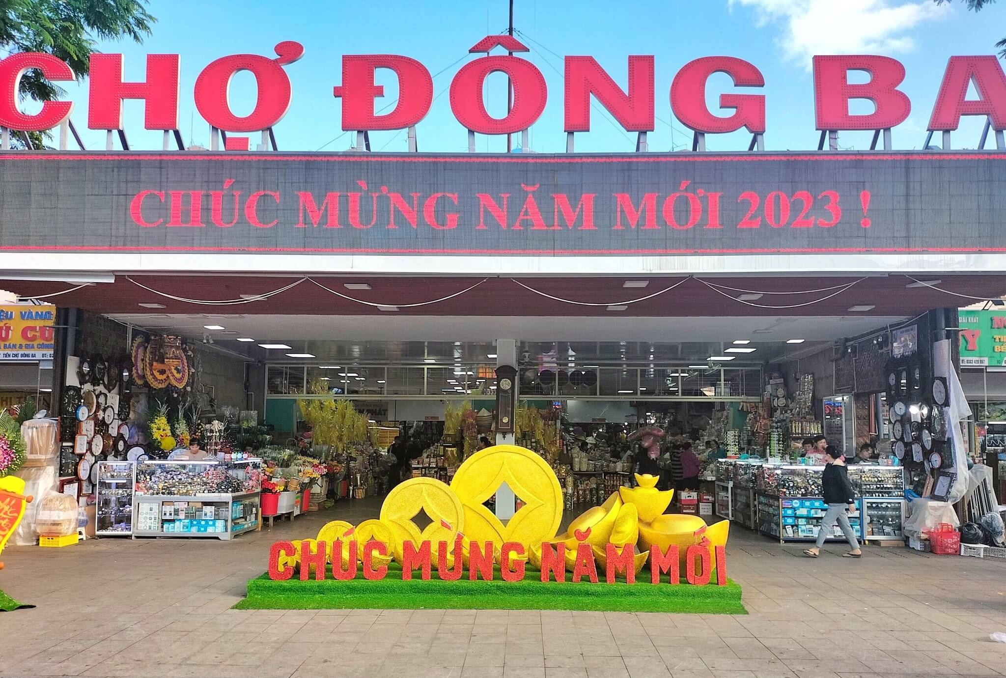 Chợ Đông Ba