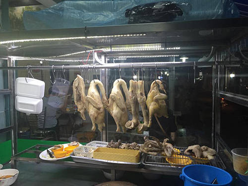 Nơi để thịt rất vệ sinh, sạch sẽ. Ảnh eva
