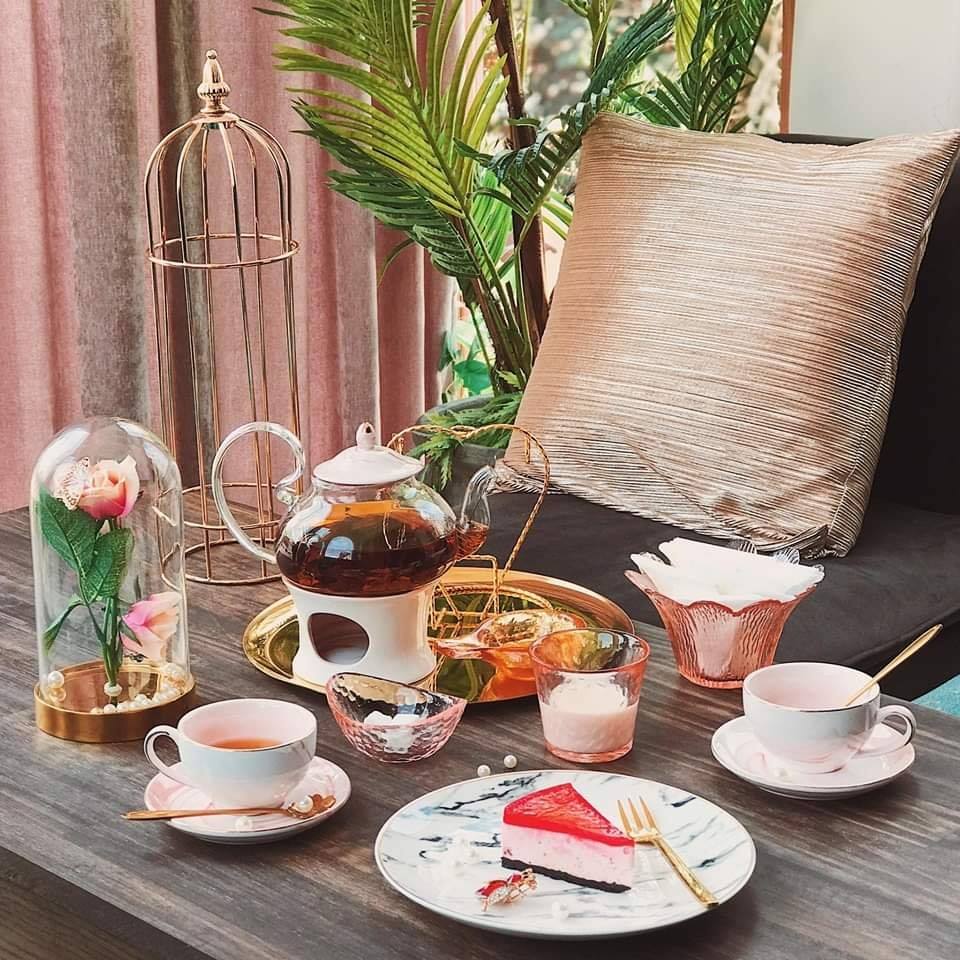 Không gian vintage tại quán trà chiều Sài Gòn Sécret de Rosie