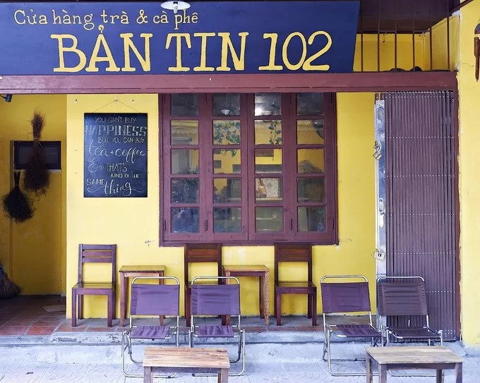 Quán trà đưa khách quay về quá khứ ở Hà Nội