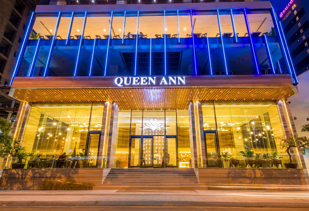 Phòng nghỉ sang trọng hướng biển tại Queen Ann Nha Trang