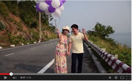 Happy in Danang tại Đà Nẵng Happy in Danang - Cảnh quay nhảy múa tại Đà Nẵng