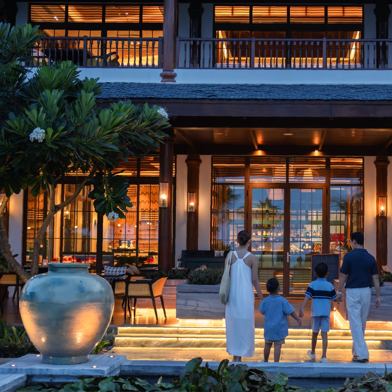 Khu nghỉ dưỡng Cam Ranh Radisson Blu view biển