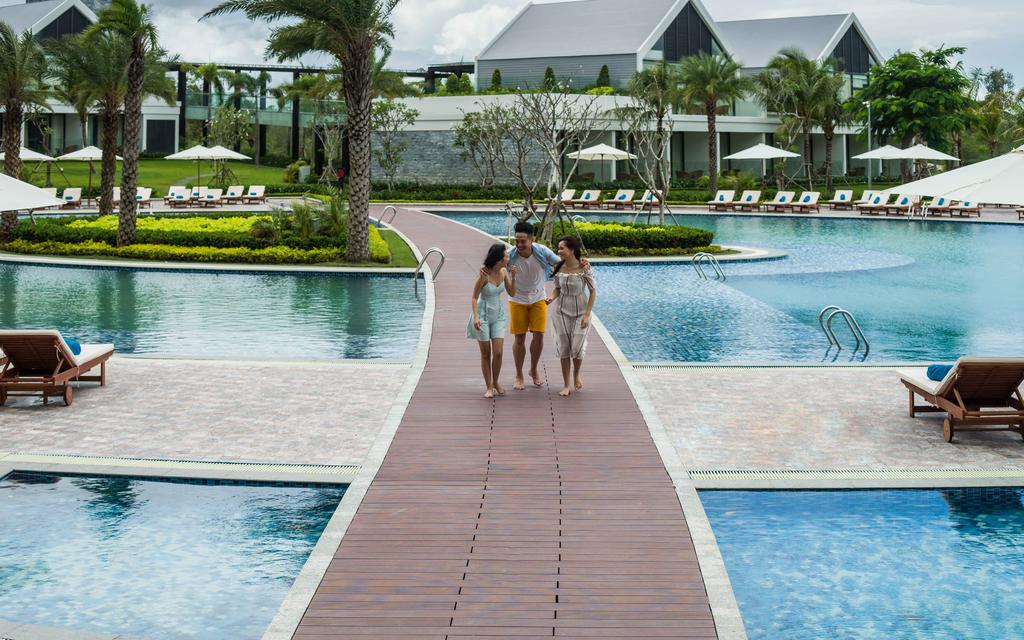 Radisson-Blu-Phu-Quoc-ivivu-3