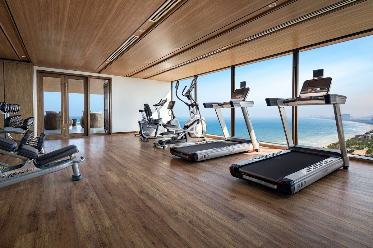 Radisson-Đà-Nẵng-ivivu-9