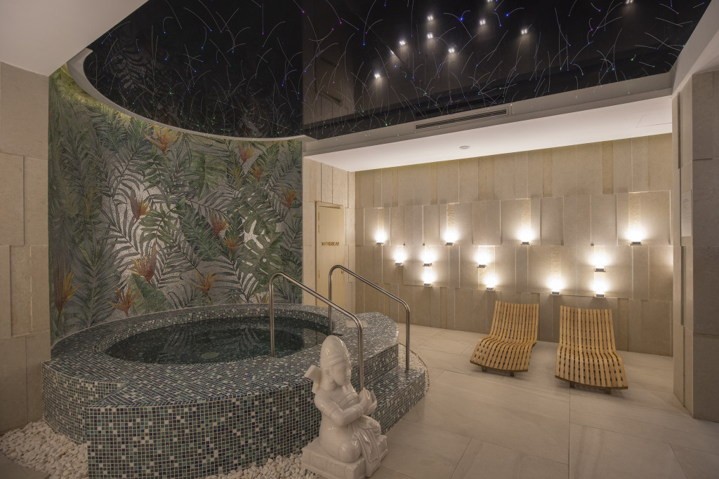 Renaissance-Hoi-An-Resort-Spa-ivivu-10