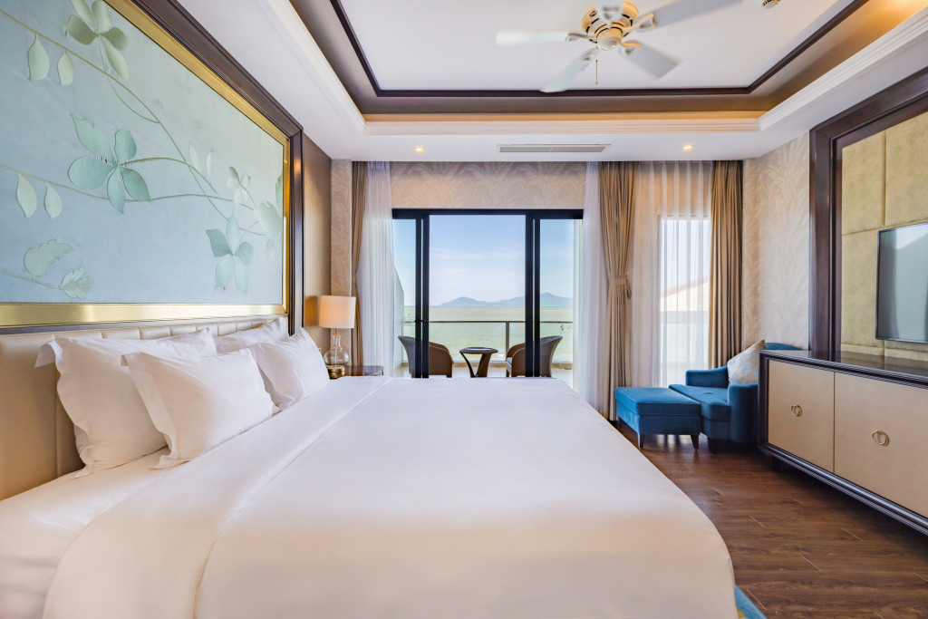 Renaissance-Hoi-An-Resort-Spa-ivivu-6