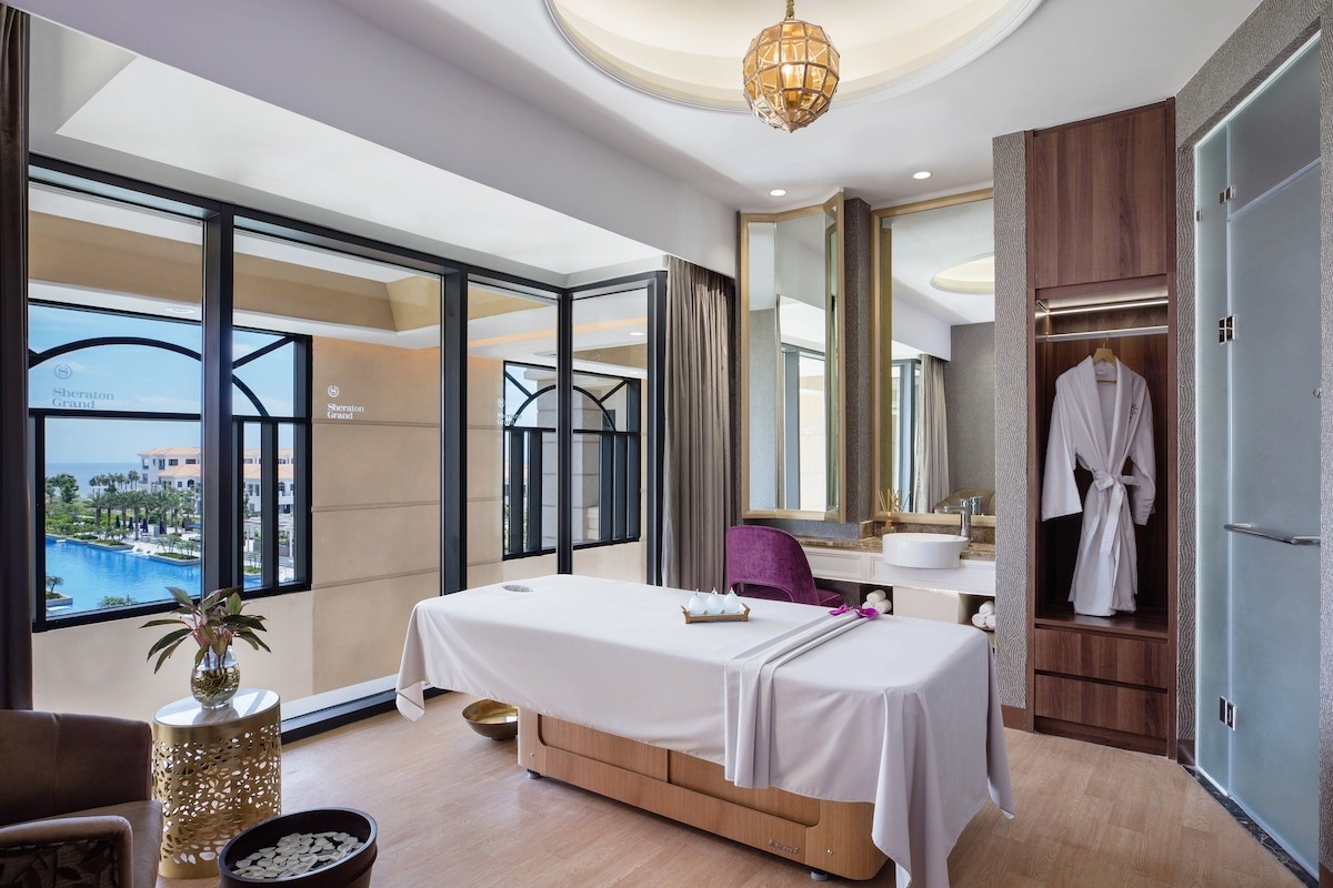 resort-Đà-Nẵng-5-sao-ivivu-11