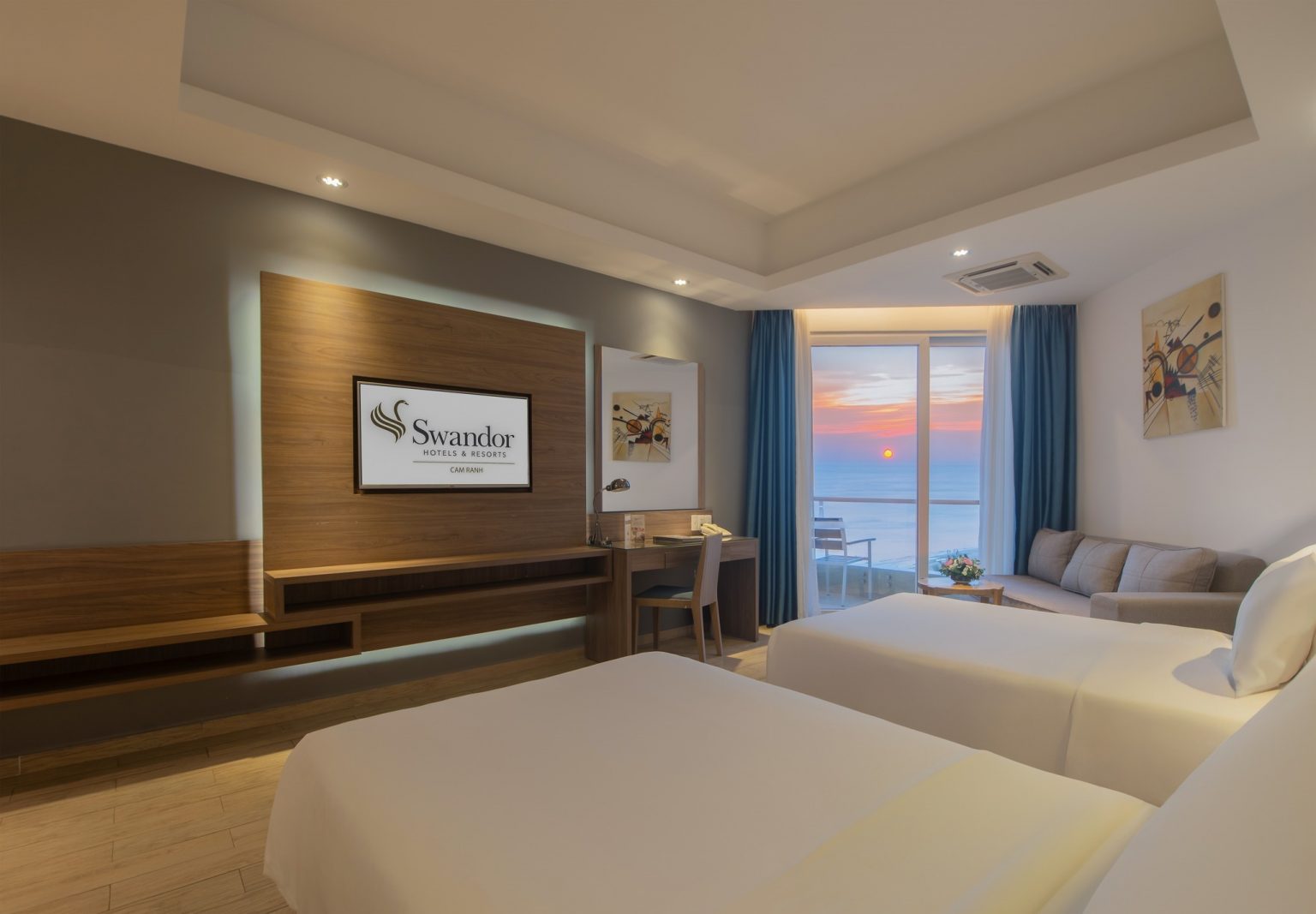 phòng nghỉ cao cấp tại swandor cam ranh Thiết kế phòng ngủ ấm cúng hiện đại tại Swandor resort Cam Ranh