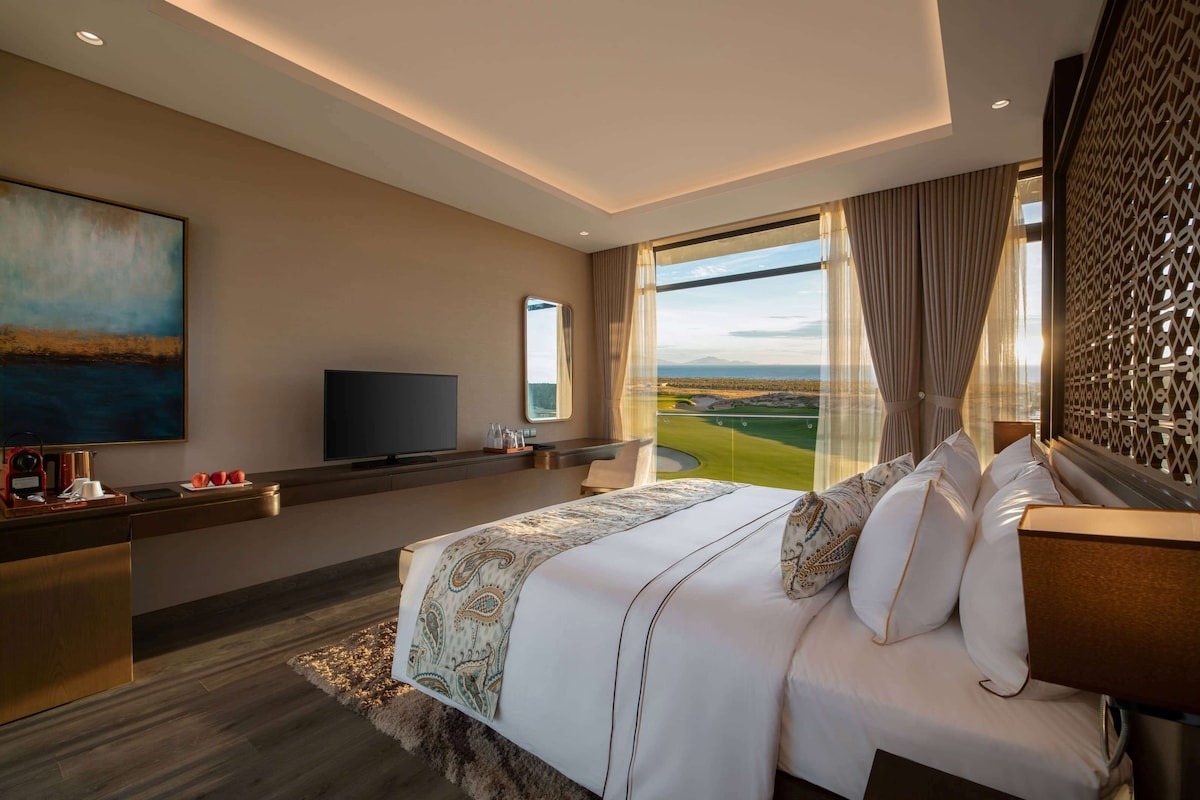 Nội thất phòng nghỉ Wyndham Grand Cam Ranh