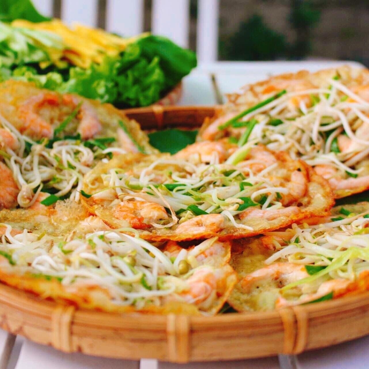 Bánh xèo tôm nhảy Quy Nhơn tại resort