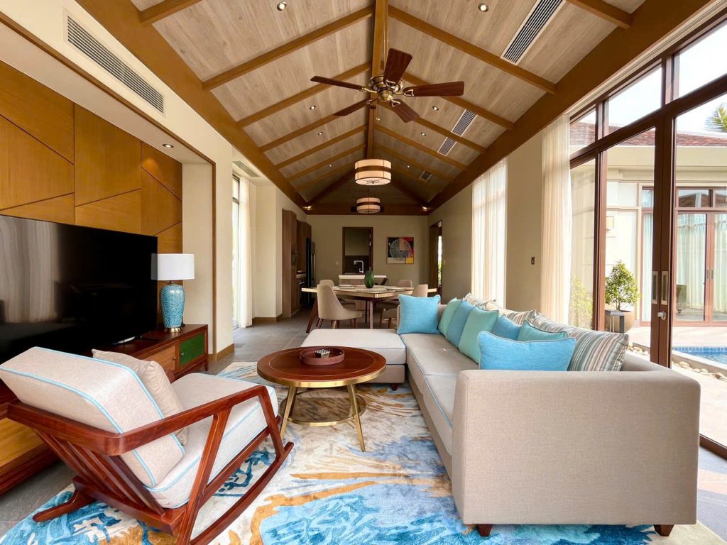 Nội thất phòng nghỉ tại resort Đà Nẵng gần biển