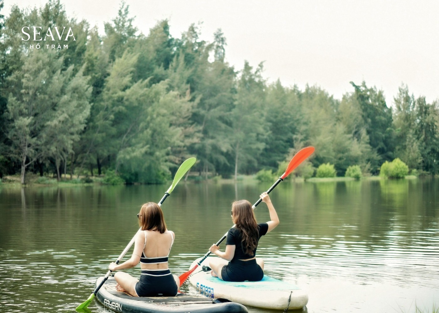 resort Hồ Tràm với hoạt động chèo kayak