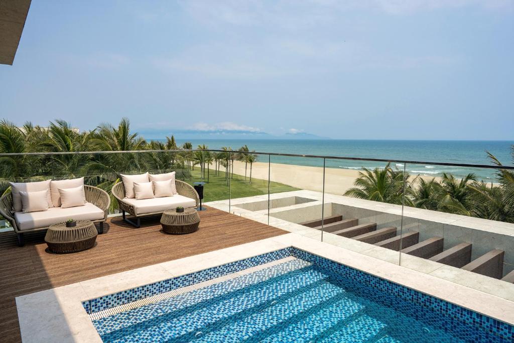 Hồ bơi có tầm nhìn ra biển