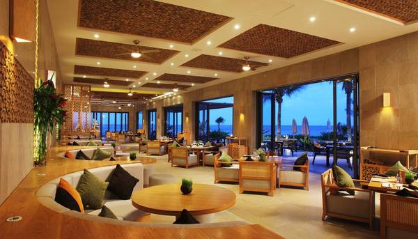 Bể bơi riêng tư tại villa Mia Resort Nha Trang