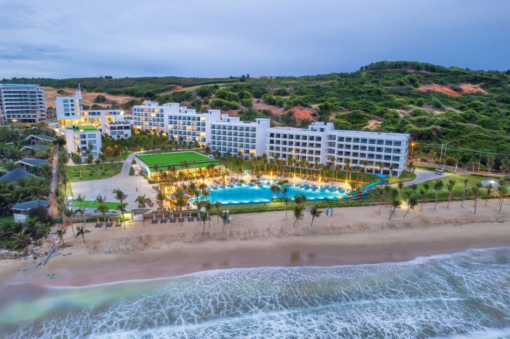 Asteria Mũi Né Resort bên bờ biển