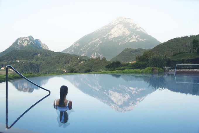 Lefay Resort Ý giảm tiêu thụ điện nhờ xây dựng trong vùng đồi