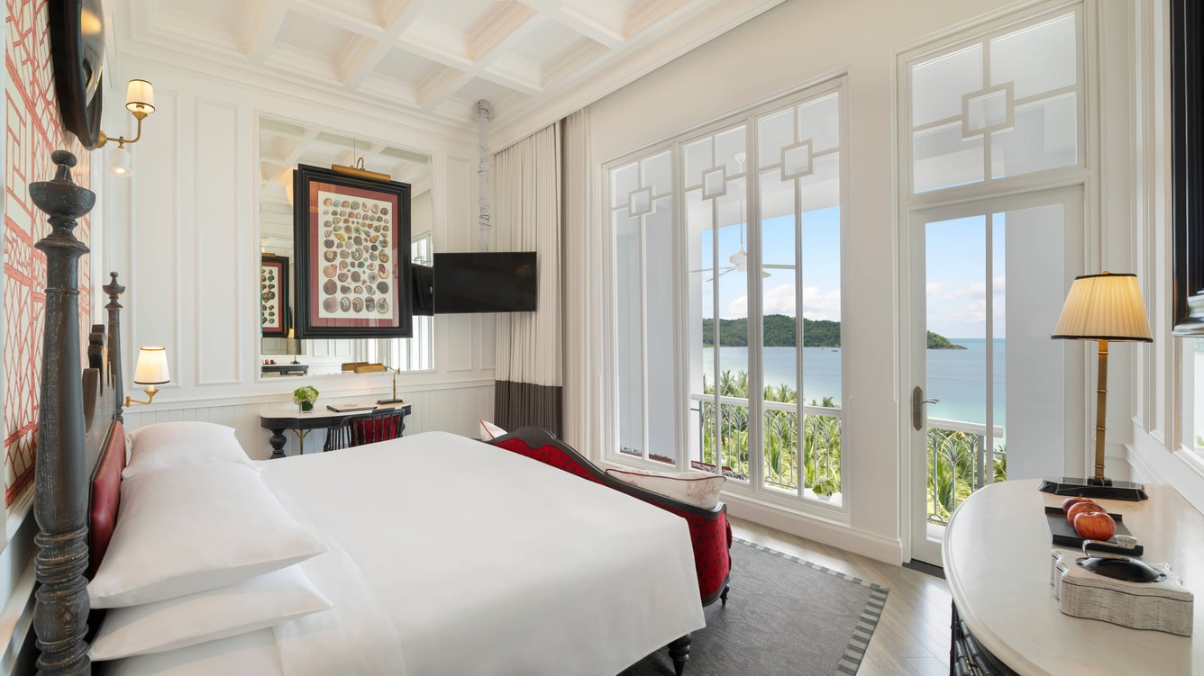 Resort Phú Quốc JW Marriott hạng phòng Emerald Bay Guest Room