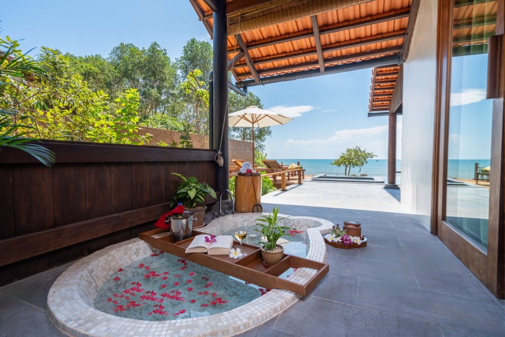 Không gian xanh tại Green Bay Phú Quốc Resort