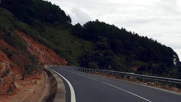 Đường đi thác Liêng Rơwoa từ Đà Lạt qua đèo Tà Nung