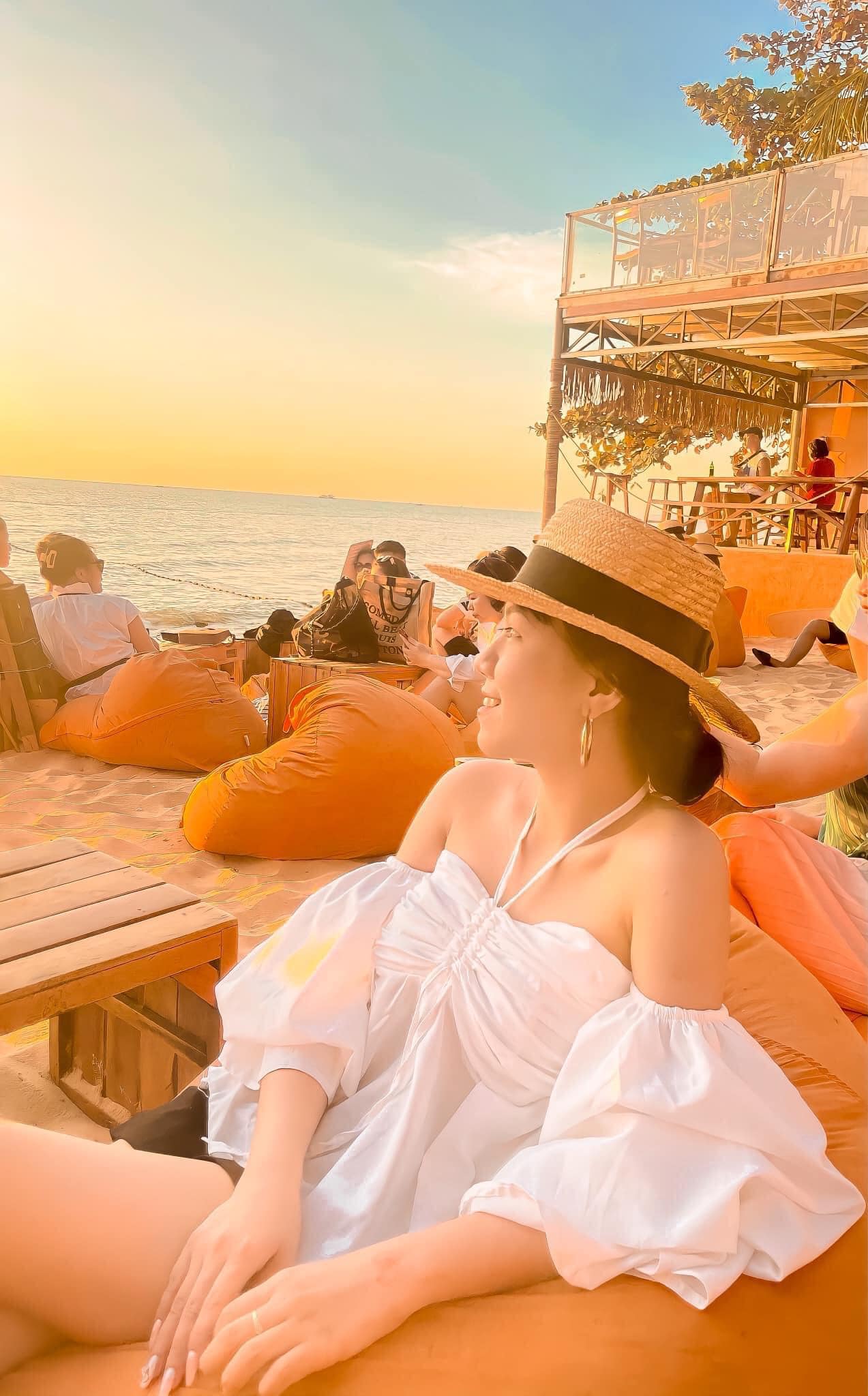 Ocsen Beach Bar ngắm hoàng hôn Phú Quốc