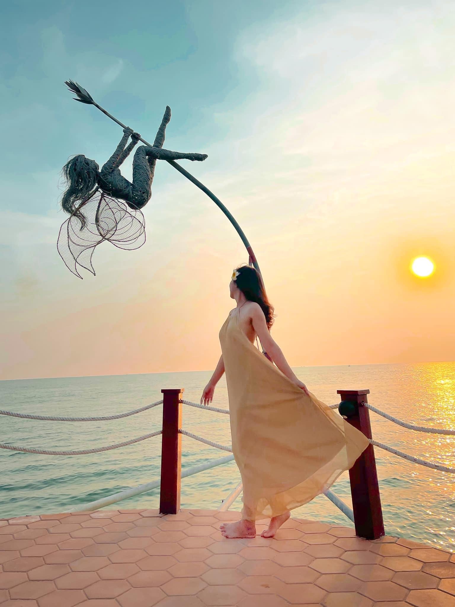 Hoàng hôn Phú Quốc tại Sunset Sanato