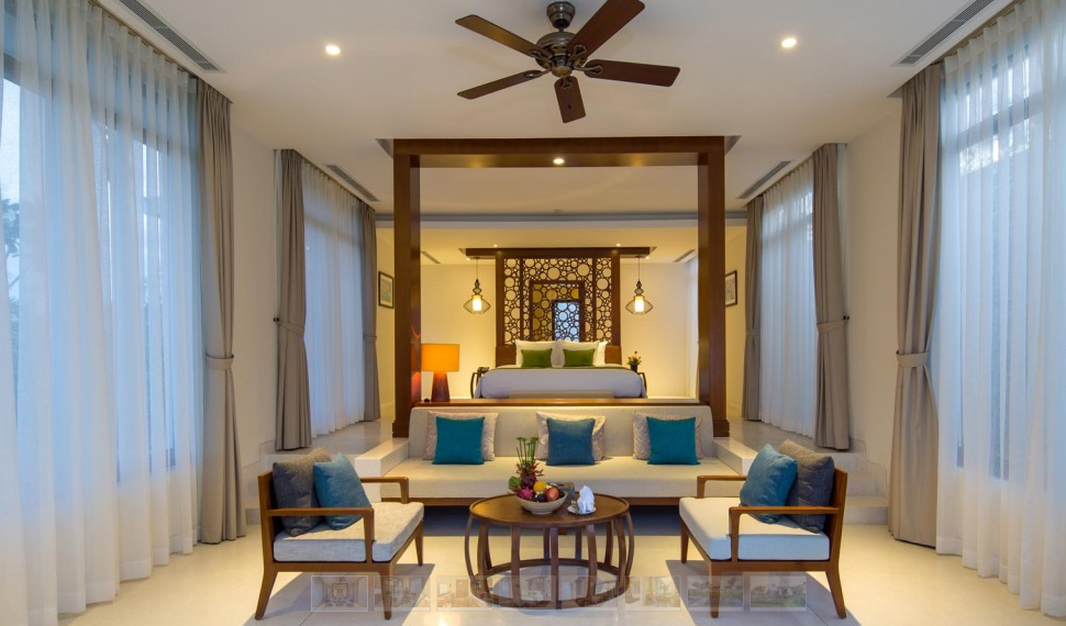 Thiết kế phòng ngủ sang trọng tại Cam Ranh Riviera Beach Resort & Spa