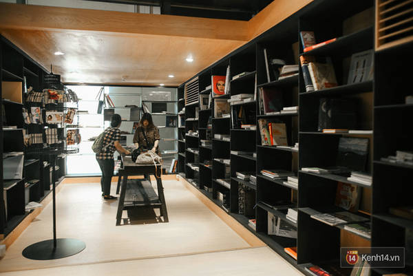 Triển lãm nghệ thuật bên trong The Factory Sài Gòn