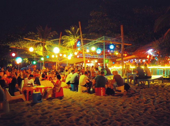 Không gian Rory’s Beach Bar Phú Quốc