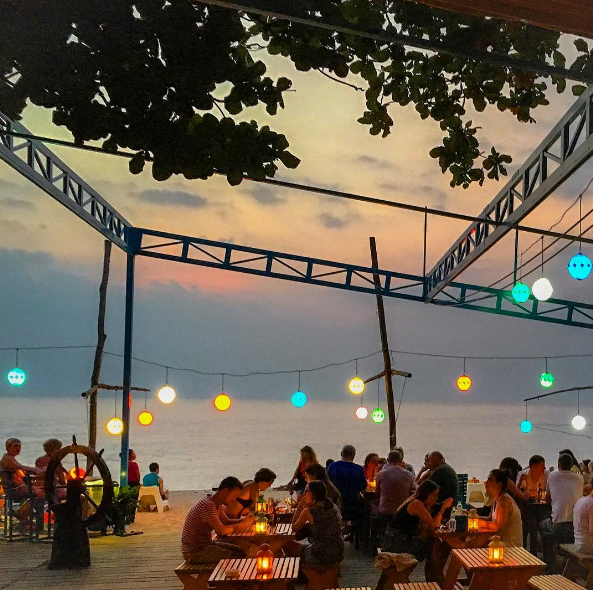 Không gian Rory’s Beach Bar Phú Quốc