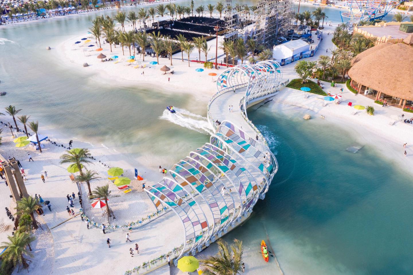 Royal-Wave-Park-ivivu-3
